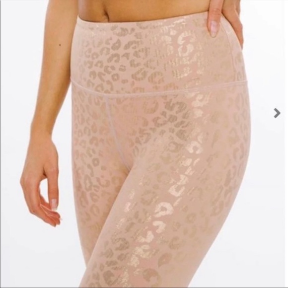 Zyia NWT Gold Leopard Light n Tights 7/8 24” 8-10 - Picture 2 of 5